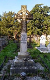 SOUTHAMPTON OLD CEMETERY - WARN, L R
